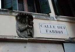 Shop in Campo San Luca, Venezia - Photo 1