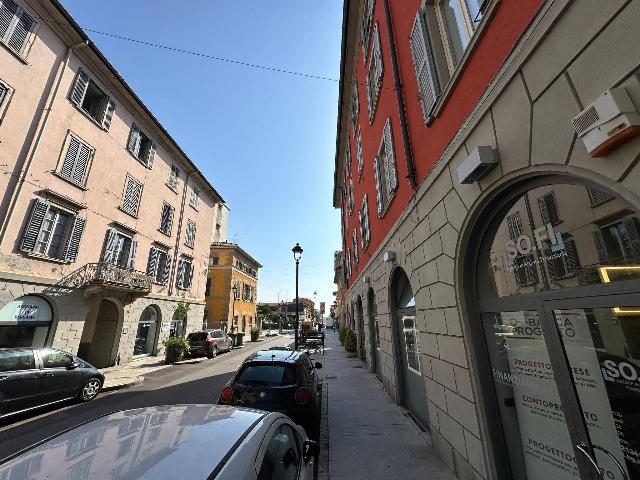 Gemeinschaftsbüro in Via Gianbattista Moroni 174, Bergamo - Foto 1