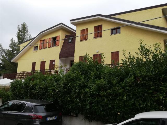 3-room flat in Via Pescara, Campo di Giove - Photo 1