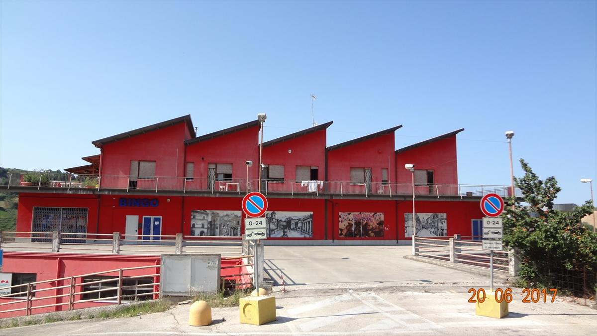 Locale commerciale in Via Masci, Chieti, {3} - Foto 2