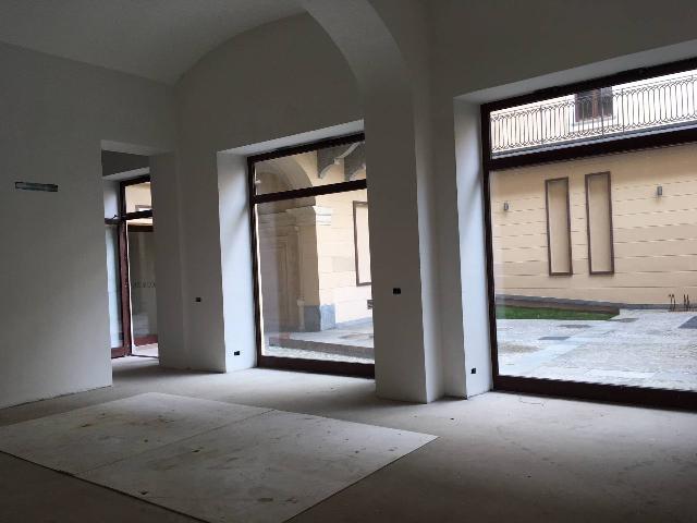 Shared office in Via dell'Arcivescovado 8, Torino - Photo 1