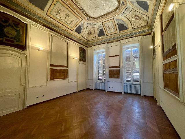 Vierzimmerwohnung in Via Giuseppe Verdi 27, Vercelli - Foto 1