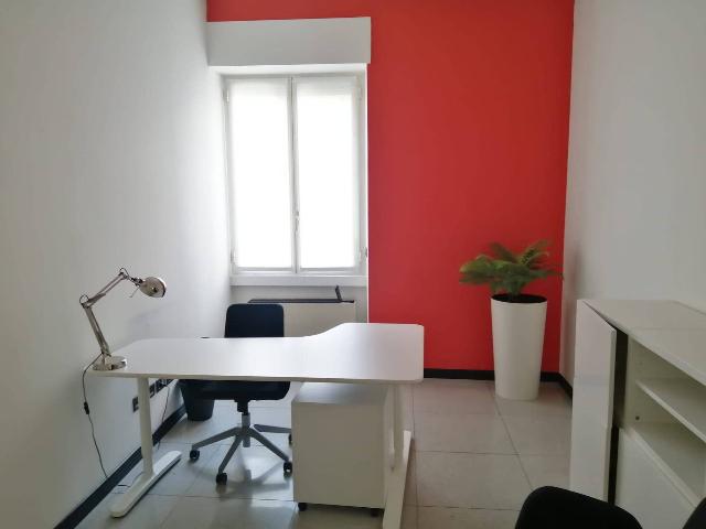 Shared office in Via Cesare Battisti 21, Milano - Photo 1