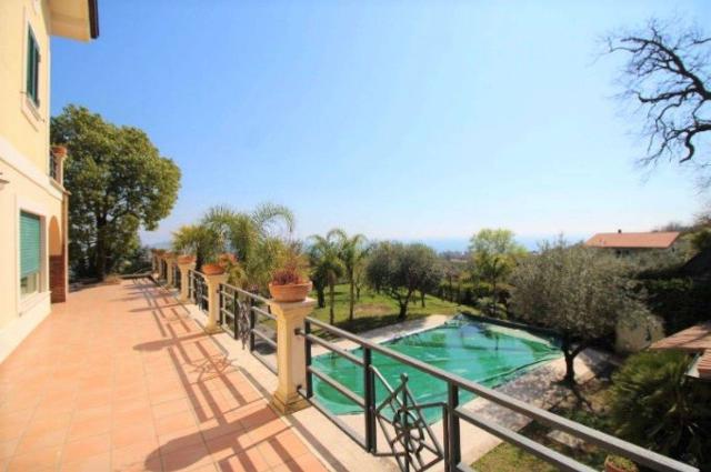 Mansion in Complesso Residenziale Balzorile, Formia - Photo 1