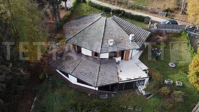 Villa in Via Fratelli Terragni, Centro Valle Intelvi - Foto 1