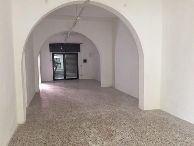 Business space, Pontedera - Photo 1