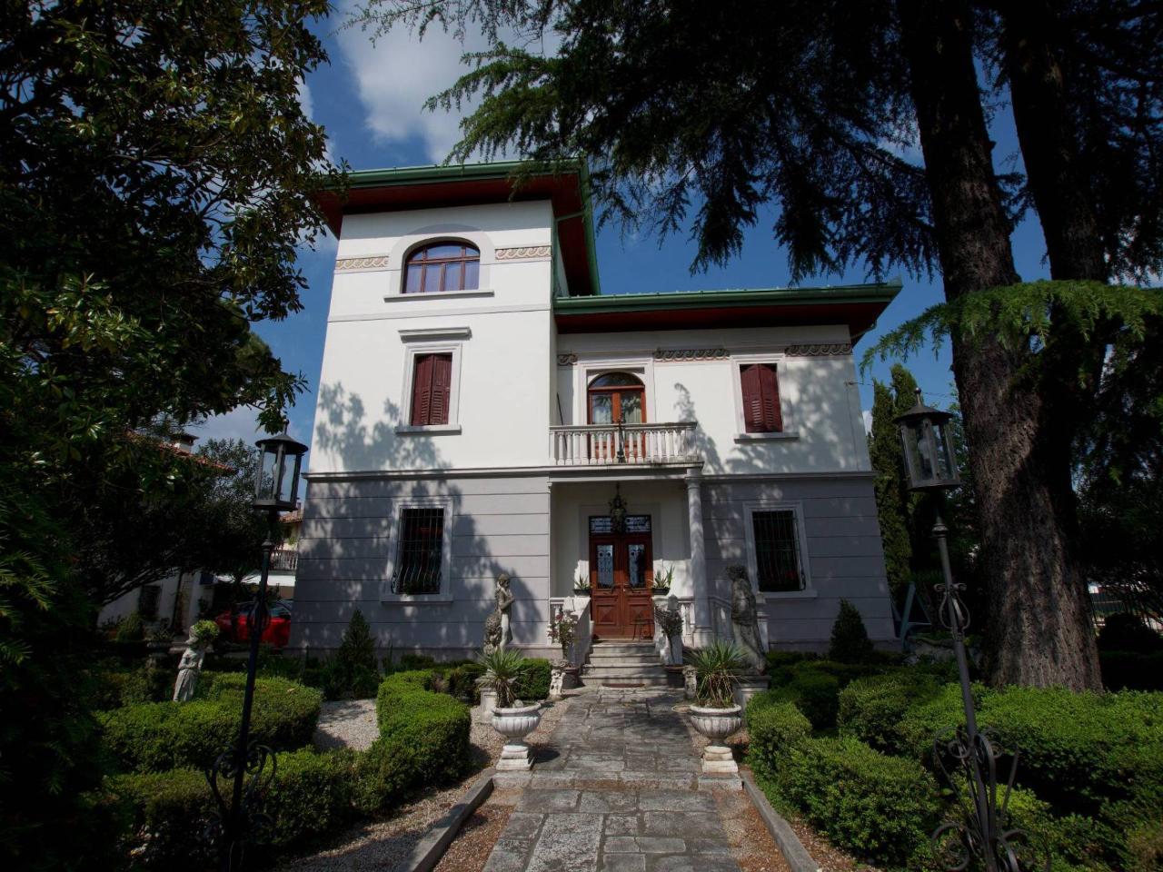 Villa in vendita a San Vito Di Fagagna