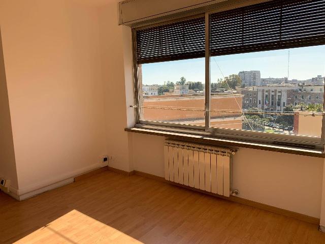 Apartament in Piazza del Mercato, Latina - Photo 1