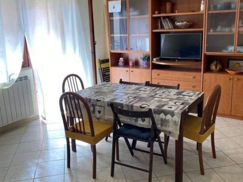 4-room flat in Via Toscana, Terracina - Photo 1