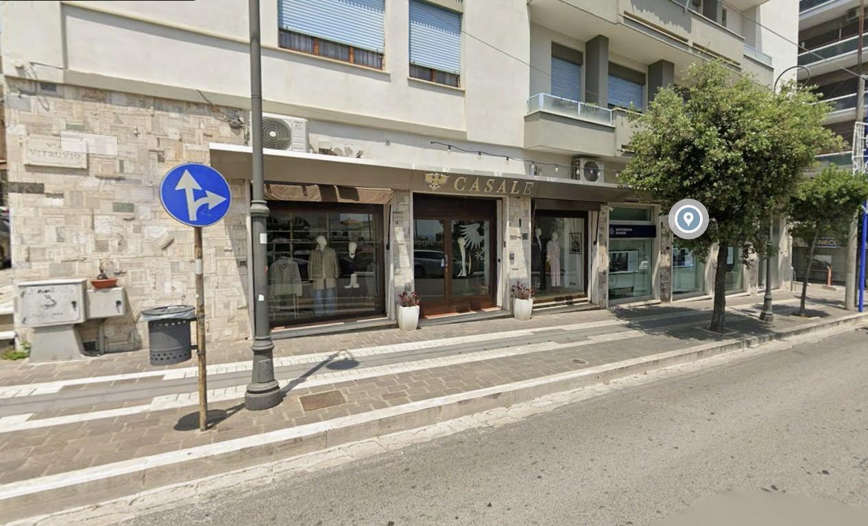 Negozio in , Formia, {3} - Foto 1