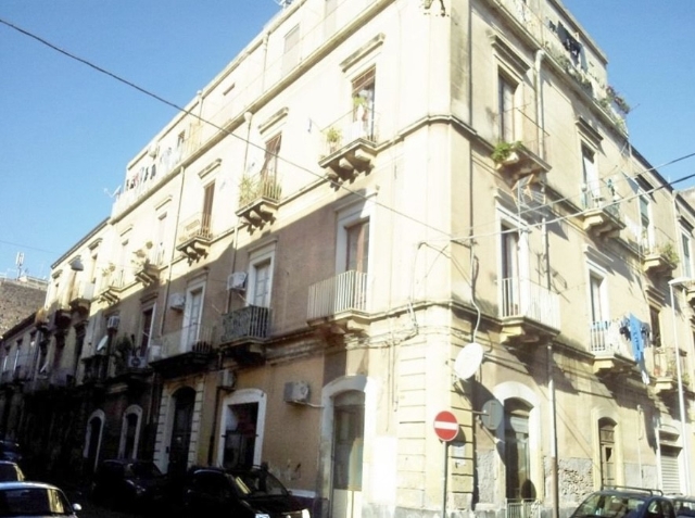 Dreizimmerwohnung in Via d'Amico, Catania - Foto 1