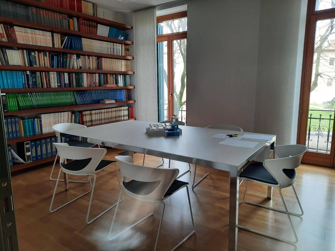 Ufficio condiviso in affitto a Udine