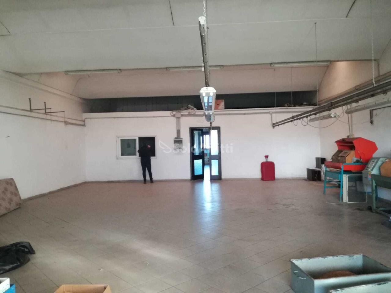 Laboratorio in , Foiano Della Chiana, {3} - Foto 1