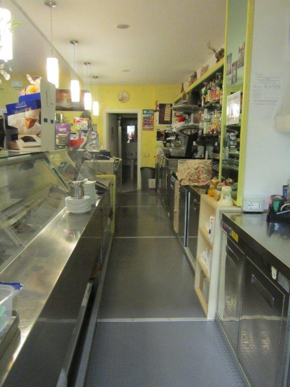 Esercizio commerciale in a Scornigiana 33, Pisa, {3} - Foto 1
