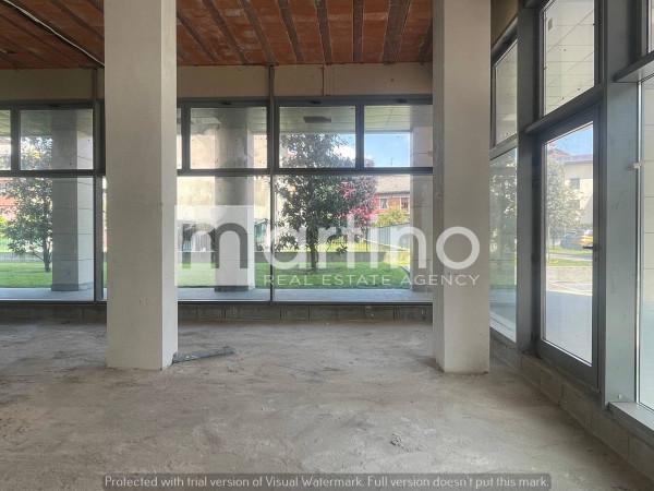 Negozio in Via Vittorio Veneto 10, Nova Milanese, {3} - Foto 2