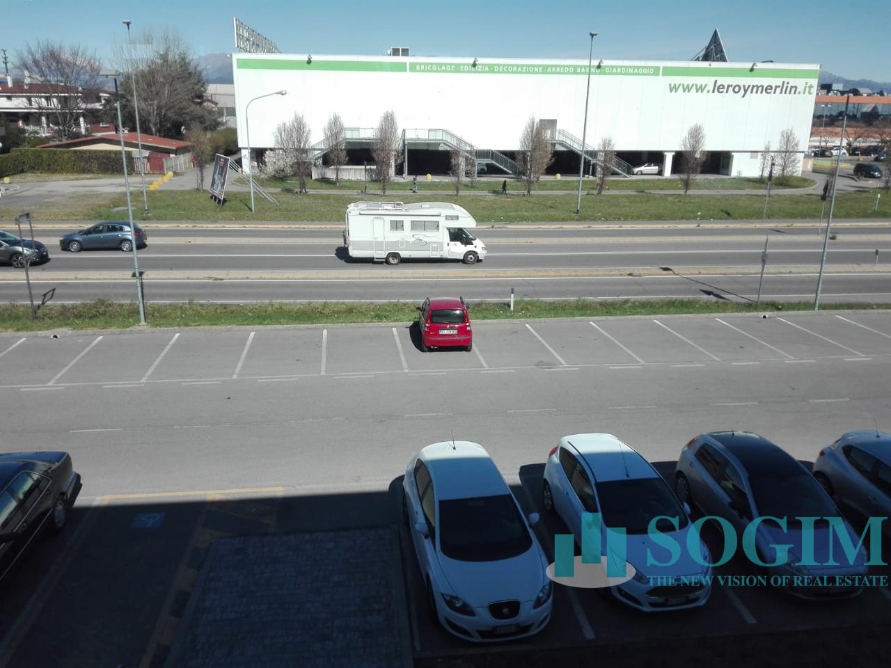 Negozio in Via Italia 162, Busnago, {3} - Foto 2