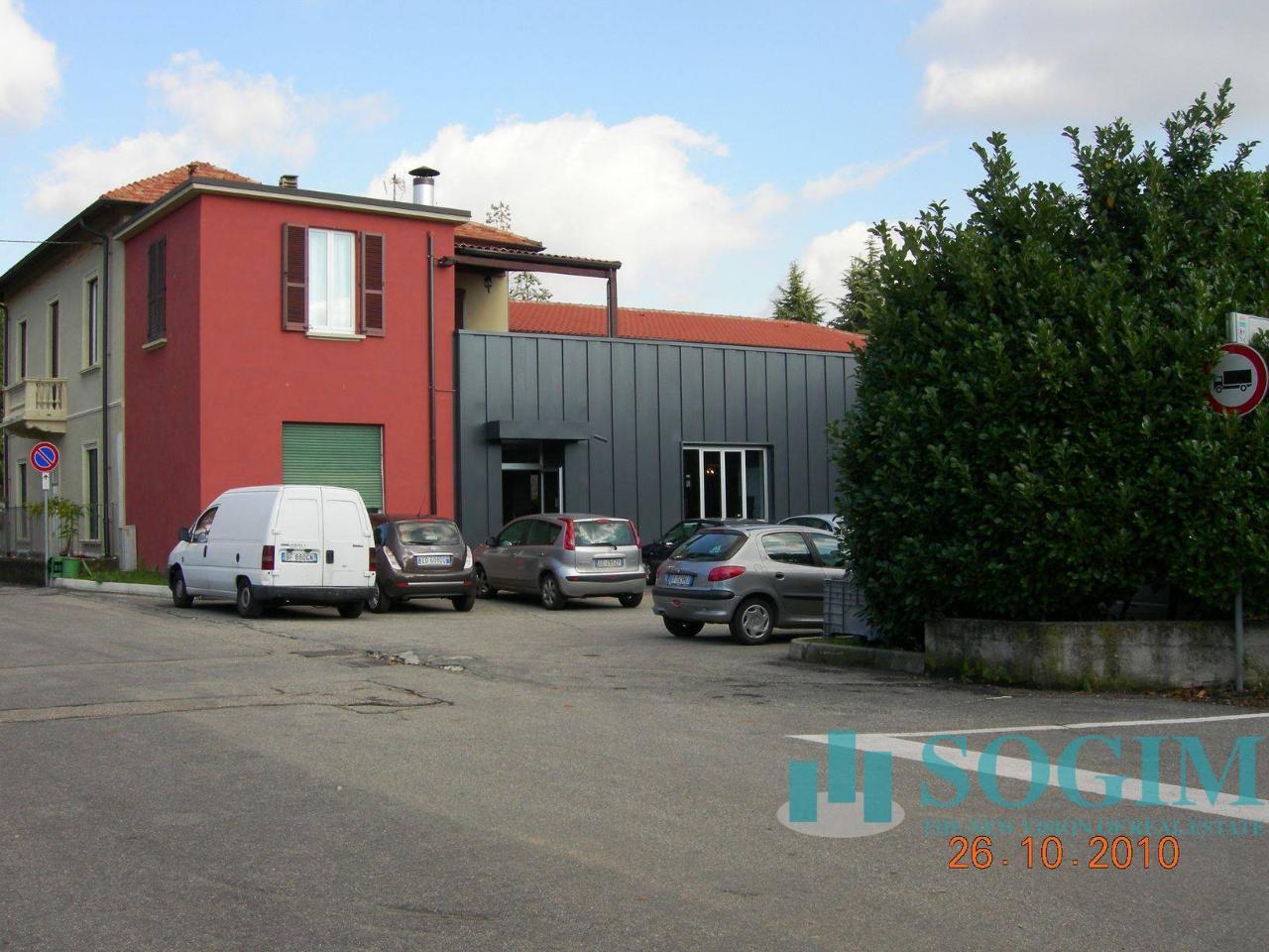 Capannone in Sabotino 10, Tradate, {3} - Foto 2