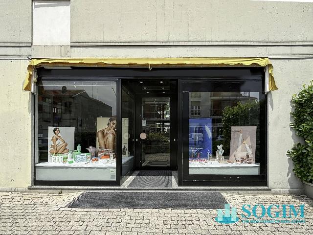 Shop in {3}, Viale Rimembranze 34 - Photo 1