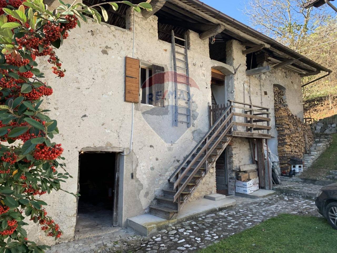 Casa indipendente in vendita a Feltre