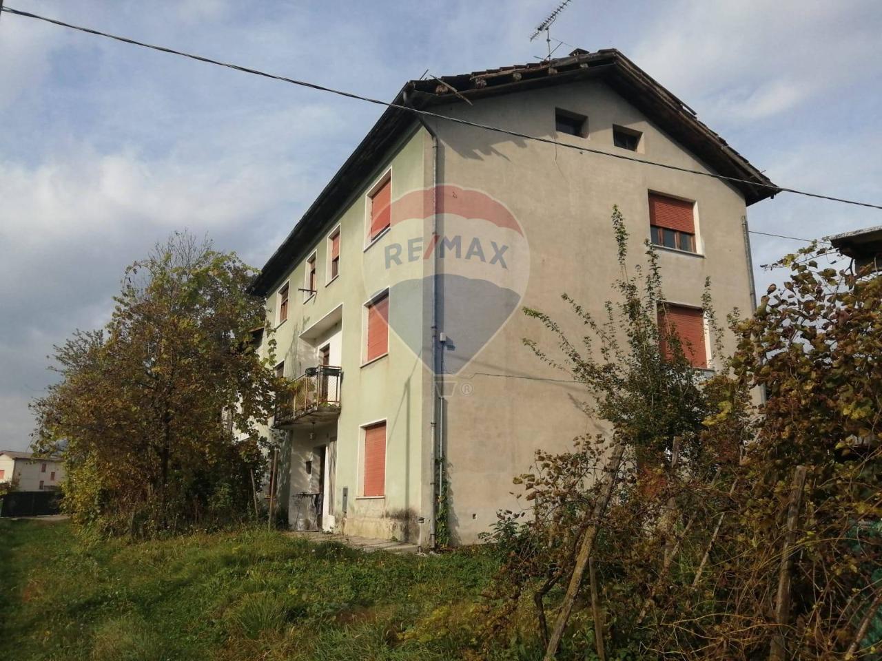 Casa indipendente in vendita a Feltre