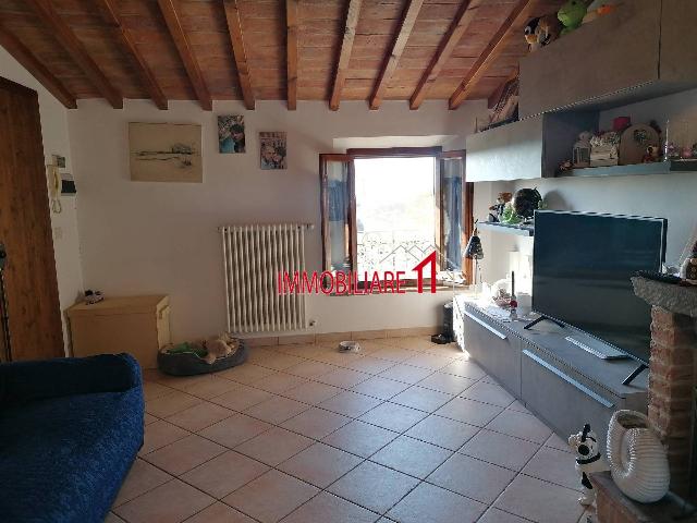 4-room flat in Via Santa Maria a Chianni, Gambassi Terme - Photo 1