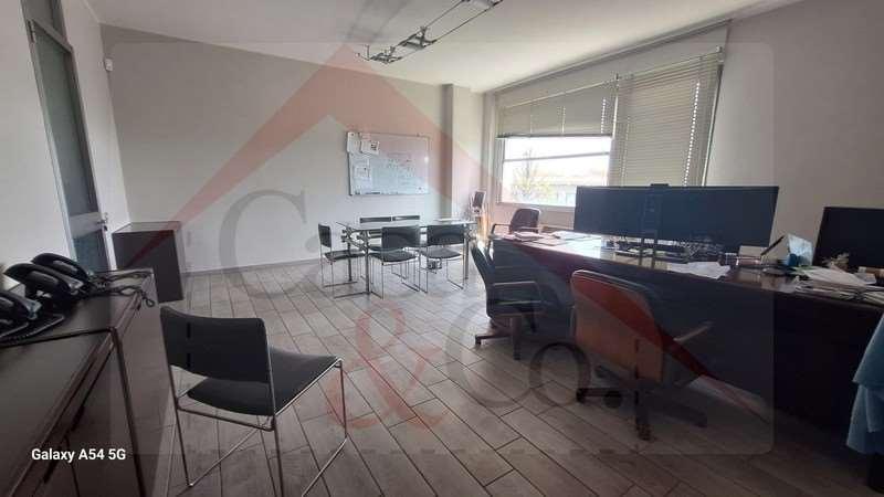 Palazzina commerciale in Via Salgari, Modena, {3} - Foto 1