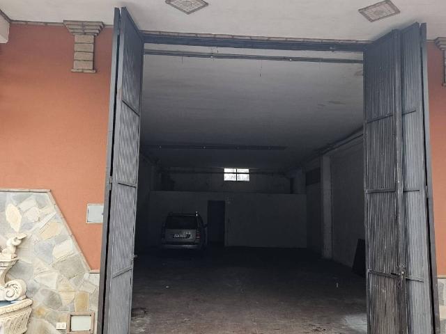 Warehouse in Via Capo d'Acqua, Marino - Photo 1