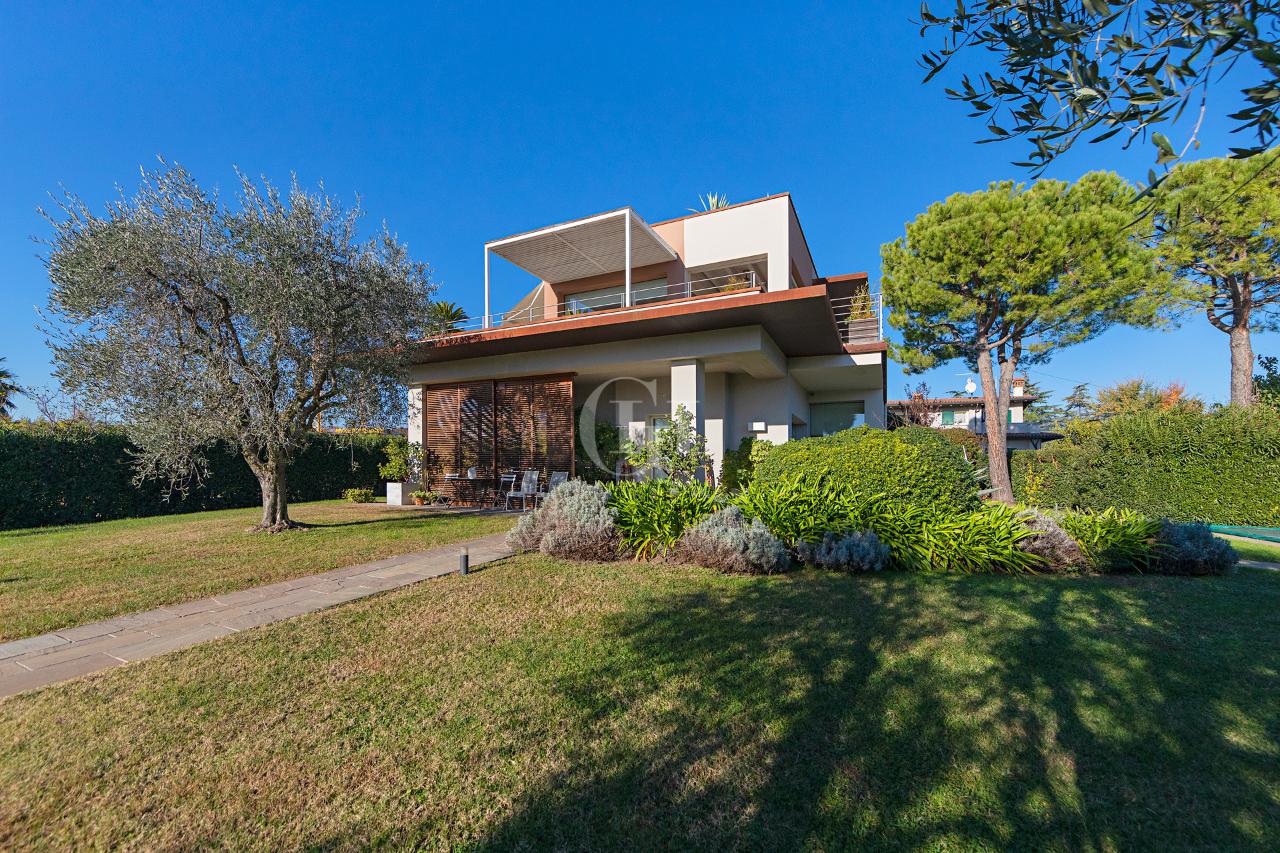 Villa unifamiliare in vendita a Moniga Del Garda