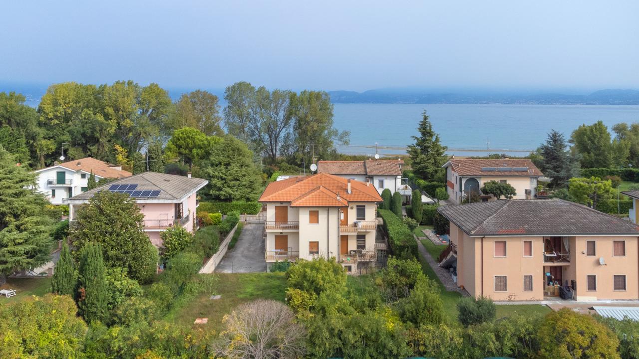 Villa unifamiliare in vendita a Peschiera Del Garda