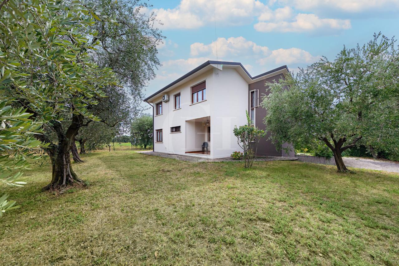 Villa unifamiliare in vendita a Lazise