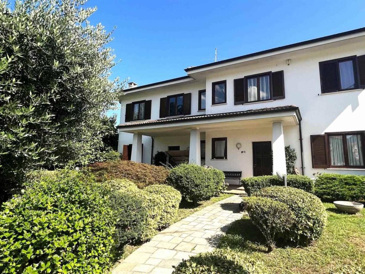 Villa in vendita a Vigliano Biellese