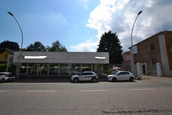 Negozio in Via Tancredi Galimberti 12, Biella, {3} - Foto 1