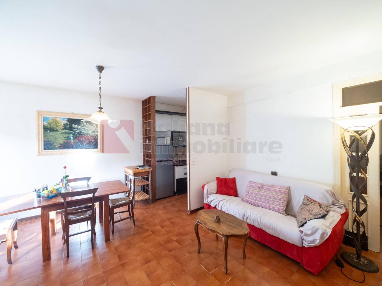 Appartamento in vendita a Pelago