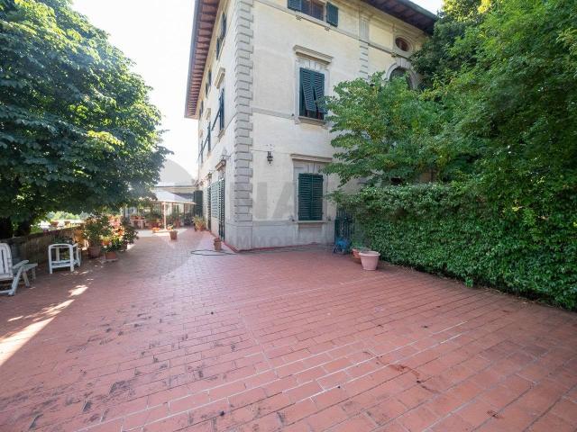 4-room flat in Via Colognolese, Pontassieve - Photo 1