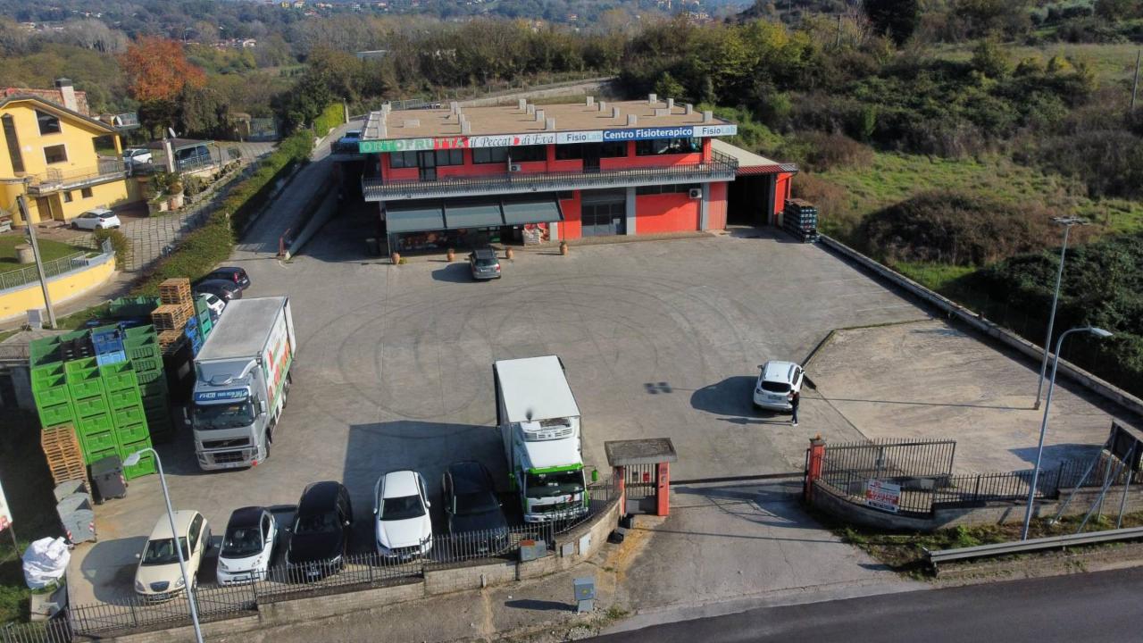 Negozio in Viale Fabrateria Vetus, Ceccano, {3} - Foto 1