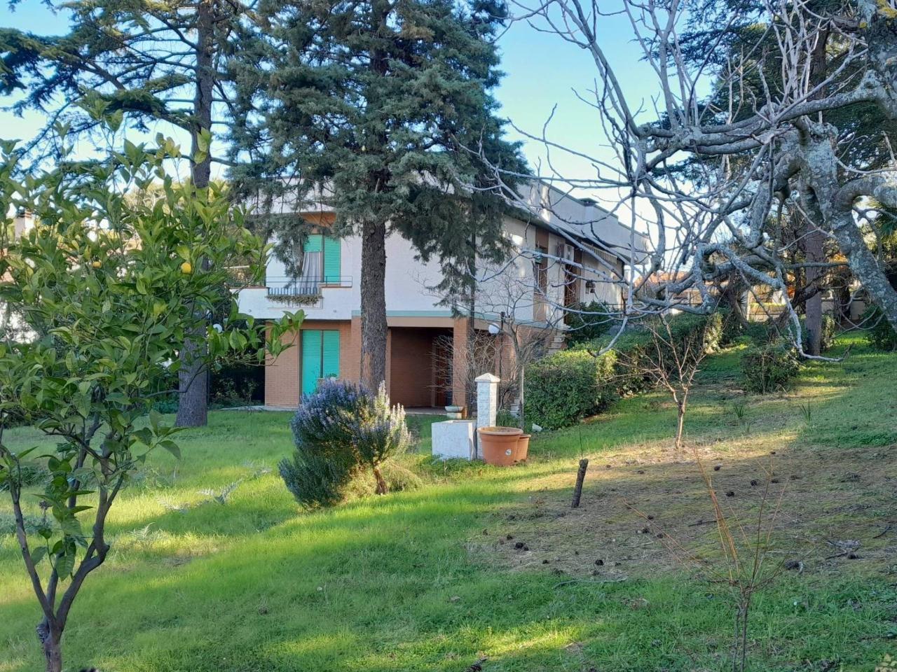 Villa in vendita a Trecastelli