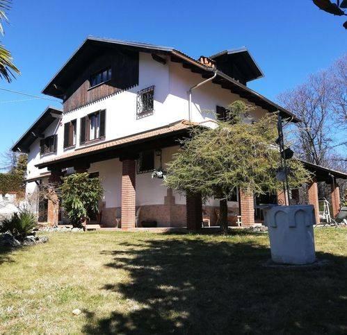 Villa in vendita a Valdilana