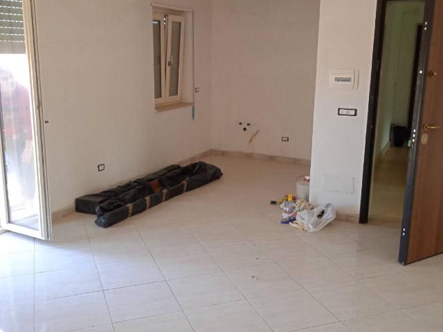 4-room flat in Via Cesare Pavese, Vibo Valentia - Photo 1