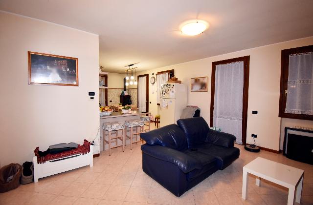 Wohnung in Via Trieste , Chiampo - Foto 1