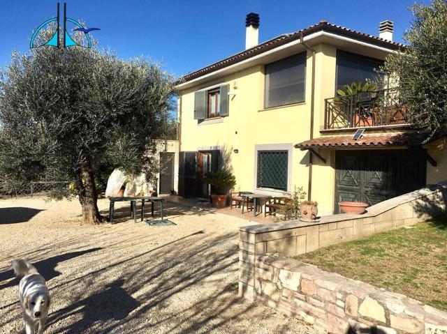 Villa in Via Salaria Vecchia 148, Fara in Sabina - Foto 1