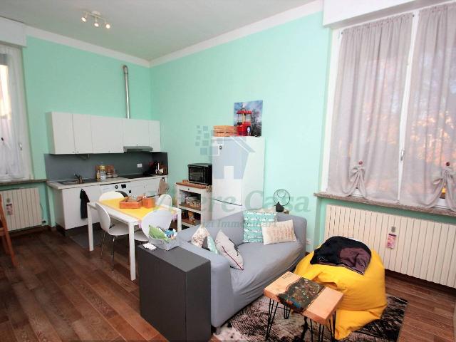 2-room flat in {3}, Via 25 Aprile - Photo 1