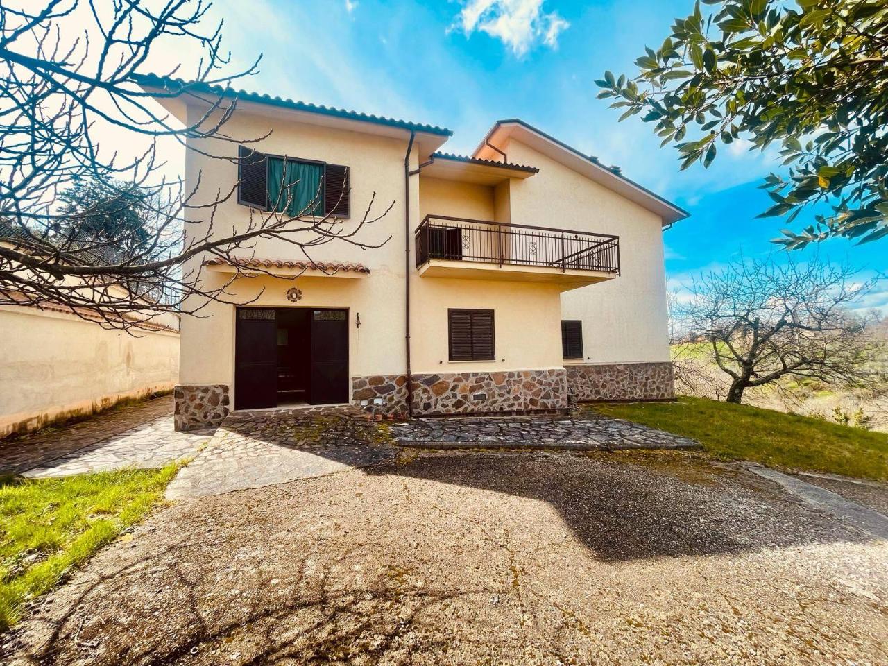Villa in vendita a Torricella In Sabina