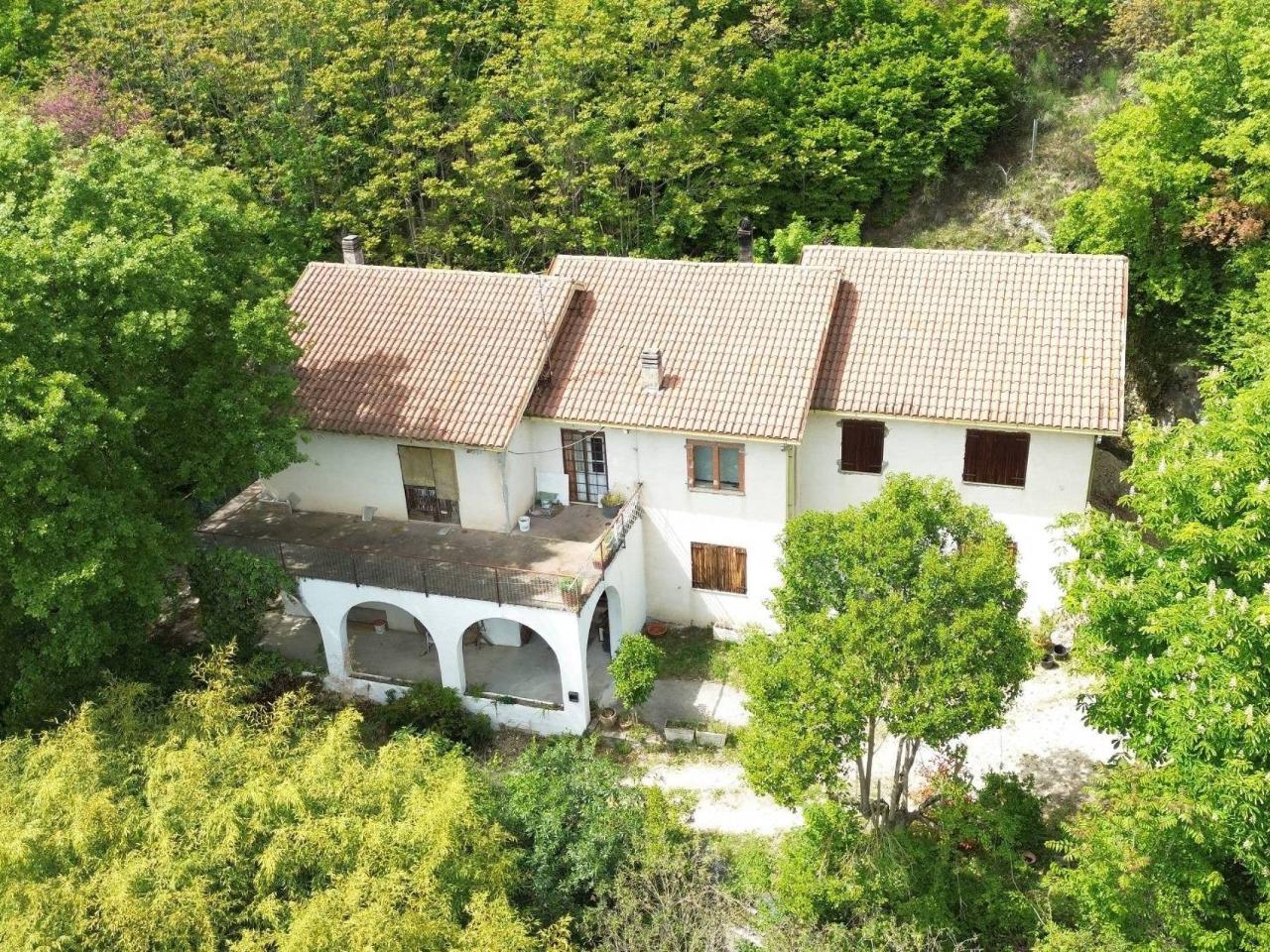 Villa in vendita a Rivodutri
