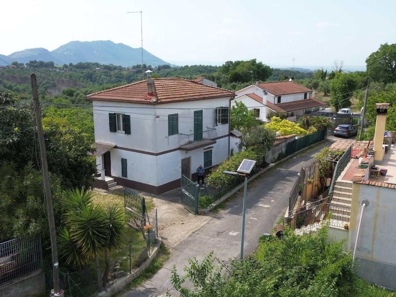 Villa in vendita a Nazzano