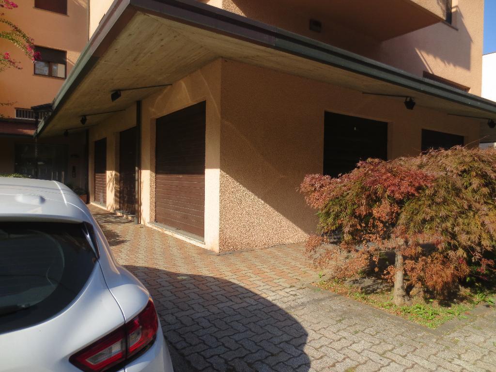 Negozio in Via Pacinotti, Lissone, {3} - Foto 2