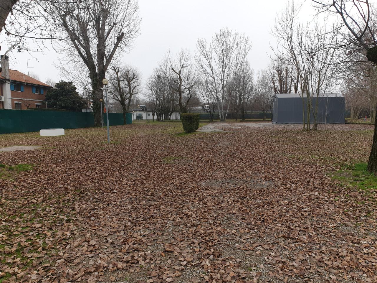 Esercizio commerciale in Modena Nord, Modena, {3} - Foto 2