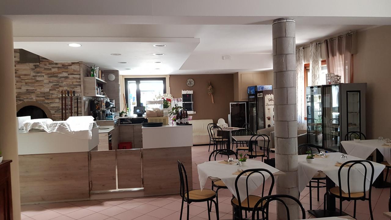 Ristorante in Via Fratelli Cervi, Ravarino, {3} - Foto 2