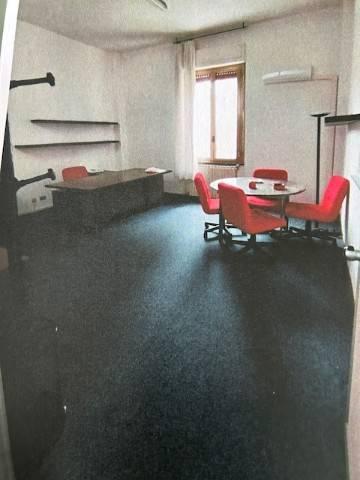 Gemeinschaftsbüro in Viale Cembrano 59r, Genova - Foto 1