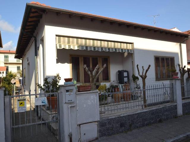 Villa in Via Berlinguer, Rosignano Marittimo - Foto 1