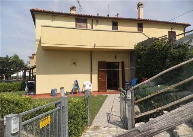 Dreizimmerwohnung in Via Solferino, Castellina Marittima - Foto 1